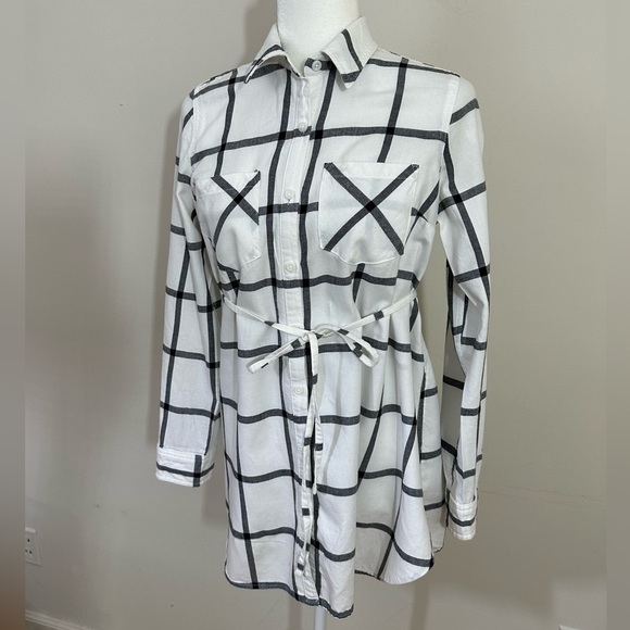 Isabel sz XS maternity top in white and black plaid incudes tie belt - Picture 10 of 13